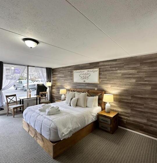 Отель Timber Ridge Lodge Gatlinburg
