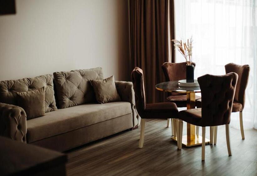 هتل Avangarde Sea Luxury Apartments