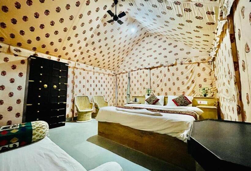 Hotel Sam Dunes Safari Campus