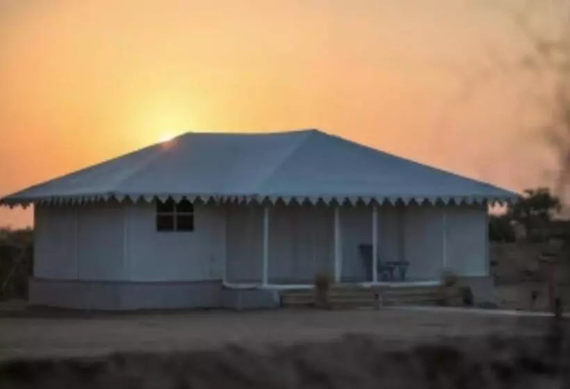 ホテル Sam Dunes Safari Campus