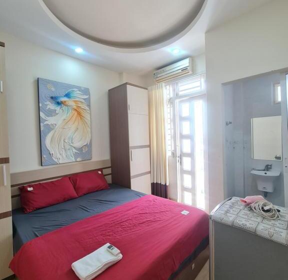 The Hidden Hogwarts   Nearly Bùi Viện Walking Street