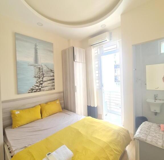 The Hidden Hogwarts   Nearly Bùi Viện Walking Street