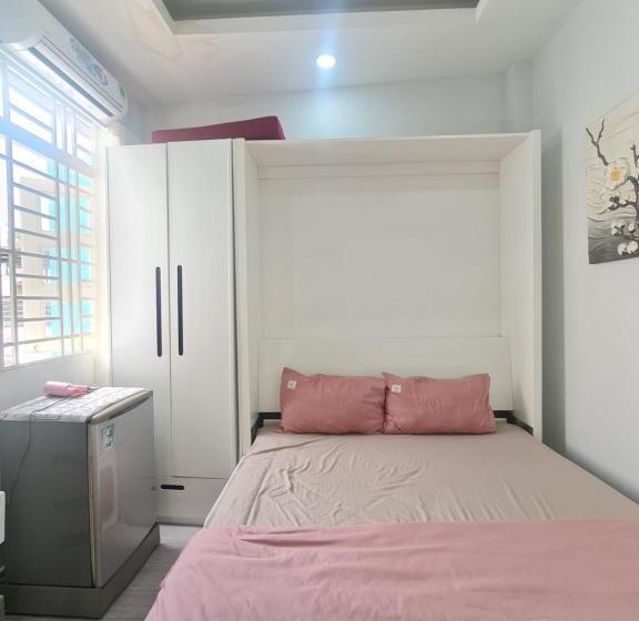 The Hidden Hogwarts   Nearly Bùi Viện Walking Street