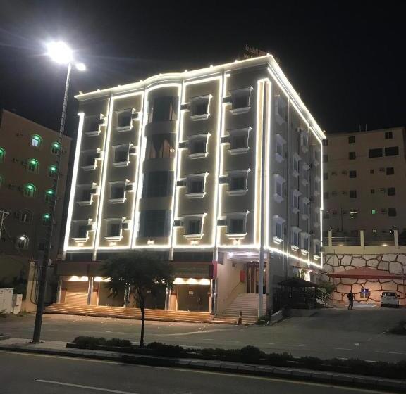 فندق وشقق ليالي الاحلام للشقق المخدومه