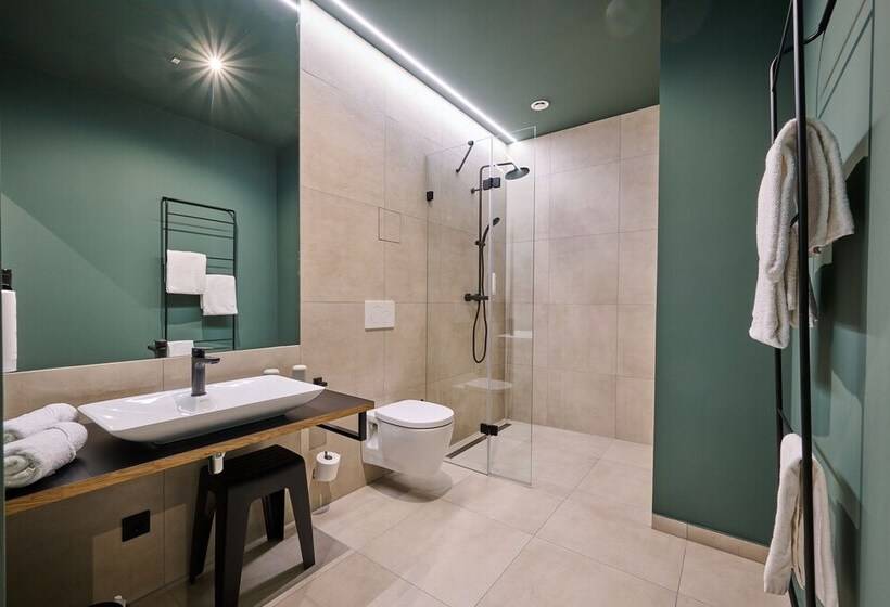 ベッドアンドブレックファースト Der Einrichter