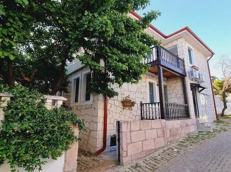 Paradise İmroz Butik Otel