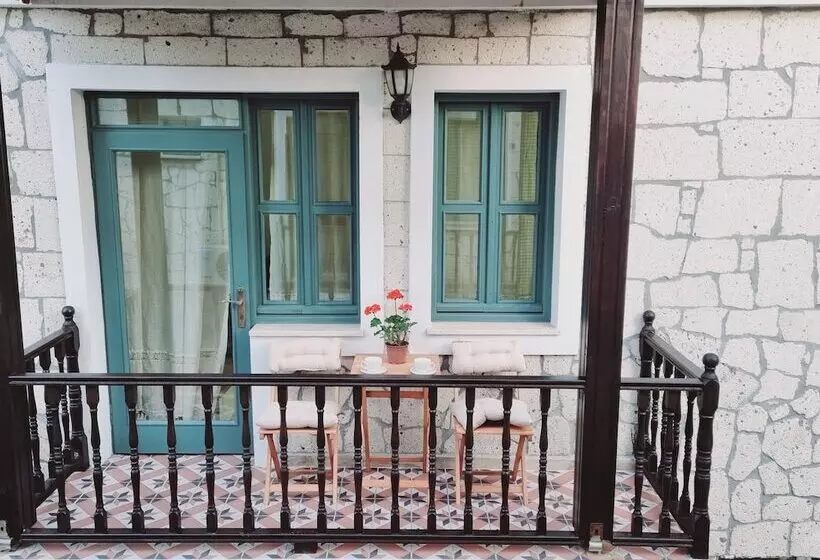 Paradise İmroz Butik Otel