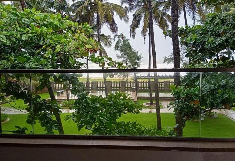 Uva Sands Beach Resort