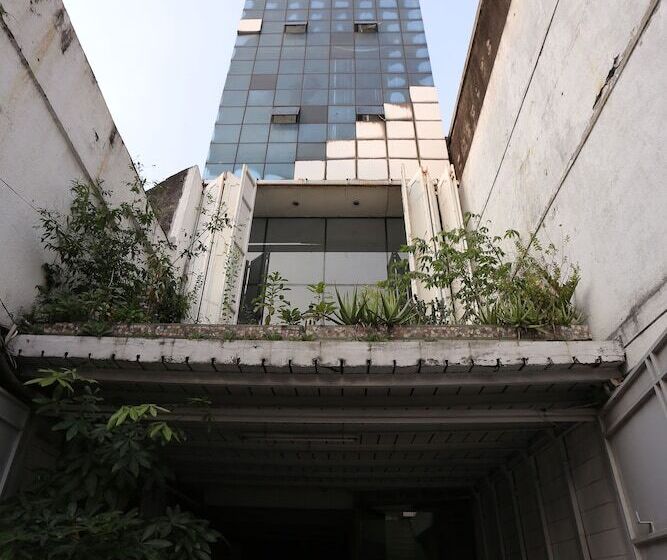 Collection O 92739 Hotel Pintu Besar Near Pancoran Chinatown Point