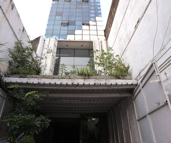 Collection O 92739 Hotel Pintu Besar Near Pancoran Chinatown Point