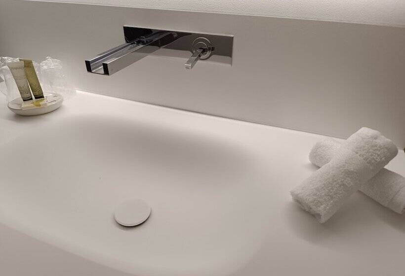 בית מלון כפרי Inthemia