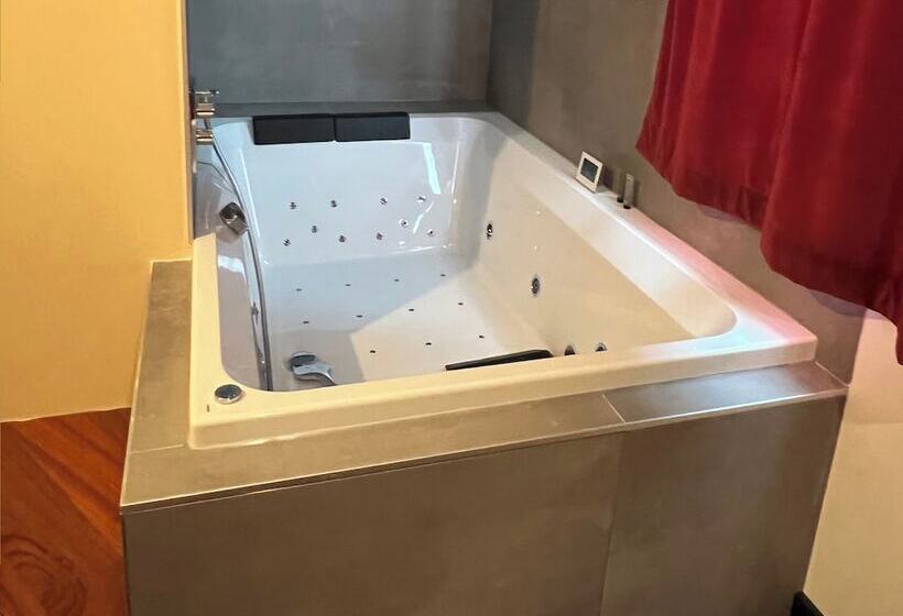 בית מלון כפרי Inthemia