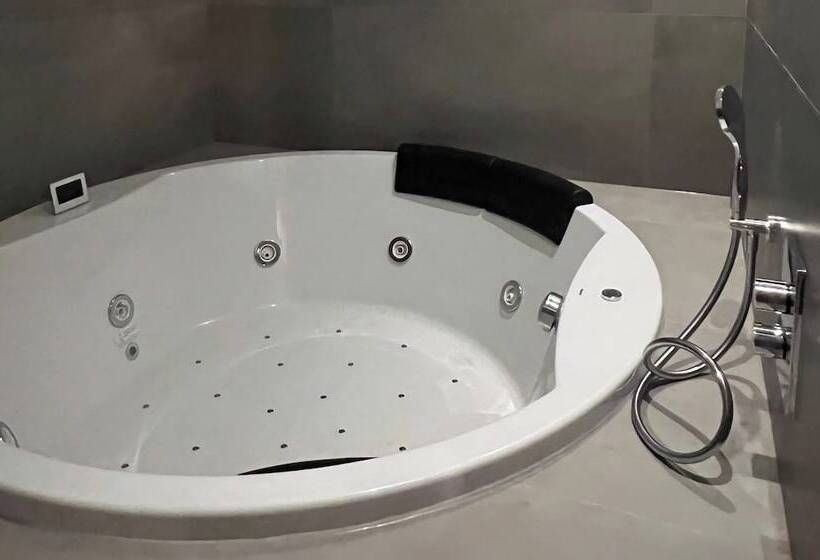 בית מלון כפרי Inthemia