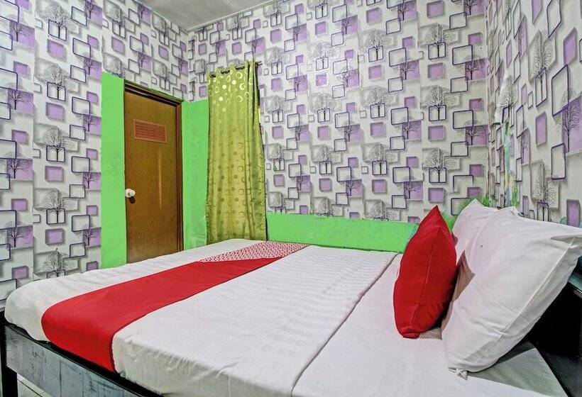 Hotel Oyo 92759 Penginapan Piji Kembar