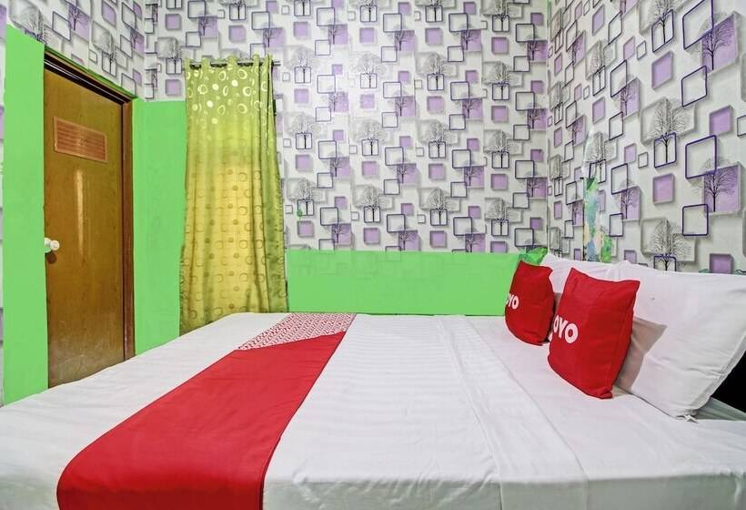 Hotel Oyo 92759 Penginapan Piji Kembar
