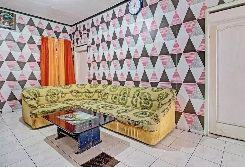 ホテル Oyo 92759 Penginapan Piji Kembar