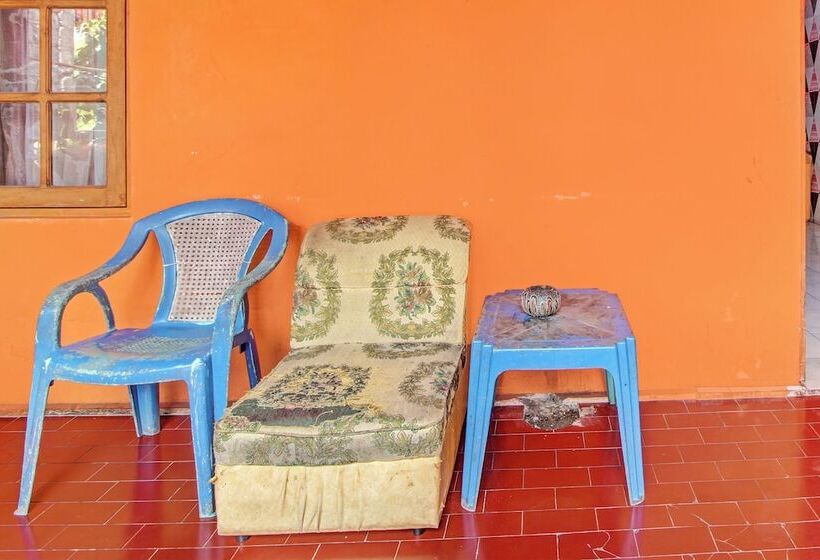 Hotel Oyo 92759 Penginapan Piji Kembar