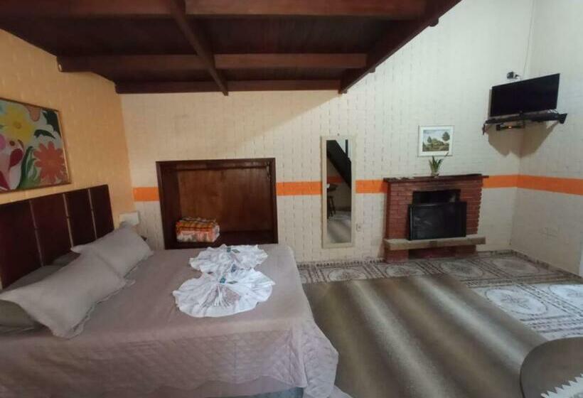 Auberge Hôtelière Pousada Domos Serra Do Sol