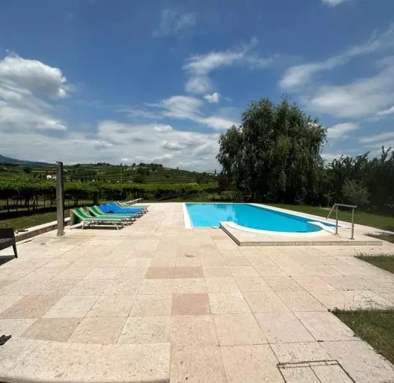 Hotelli Agriturismo Fioravante