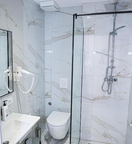 هتل Riviera Palace