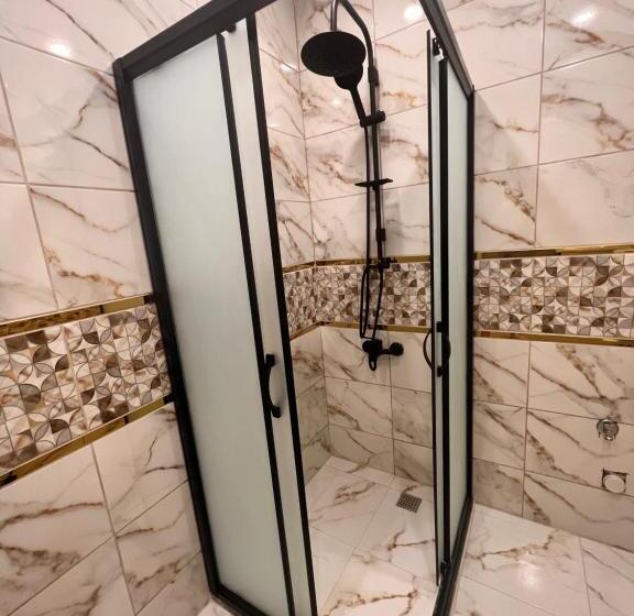 Lati̇bule Süit Otel