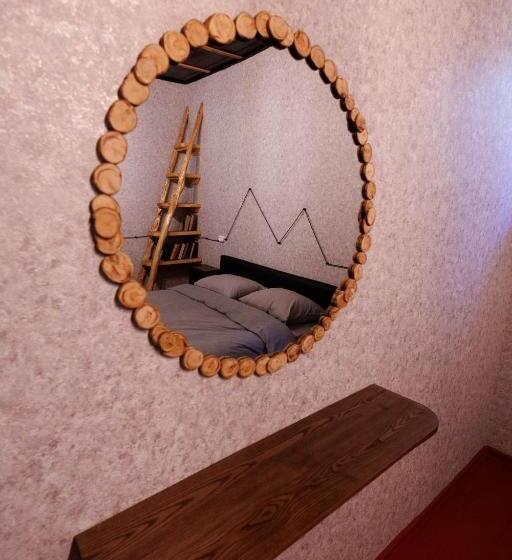 Panzió Melqonyan S Guest House & Coffee