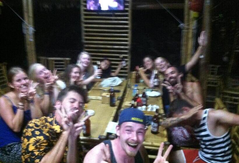 هاستل Hoalu Backpacker Homestay