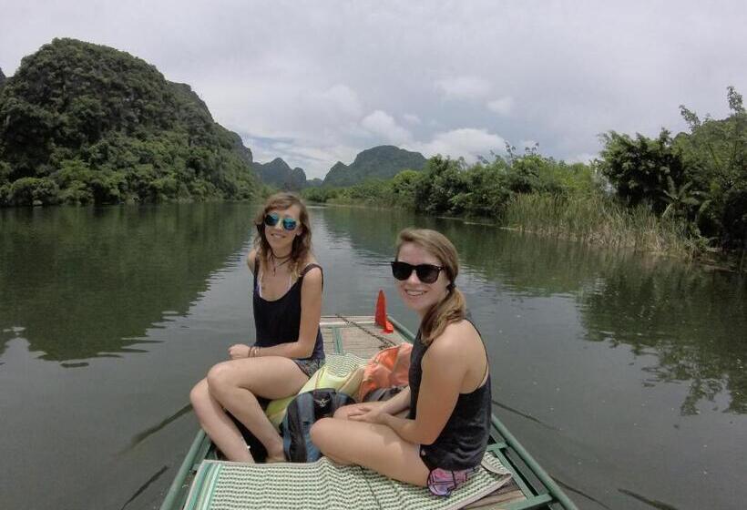 هاستل Hoalu Backpacker Homestay