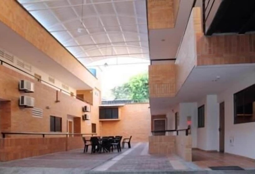 Apartahotel Los Cerezos