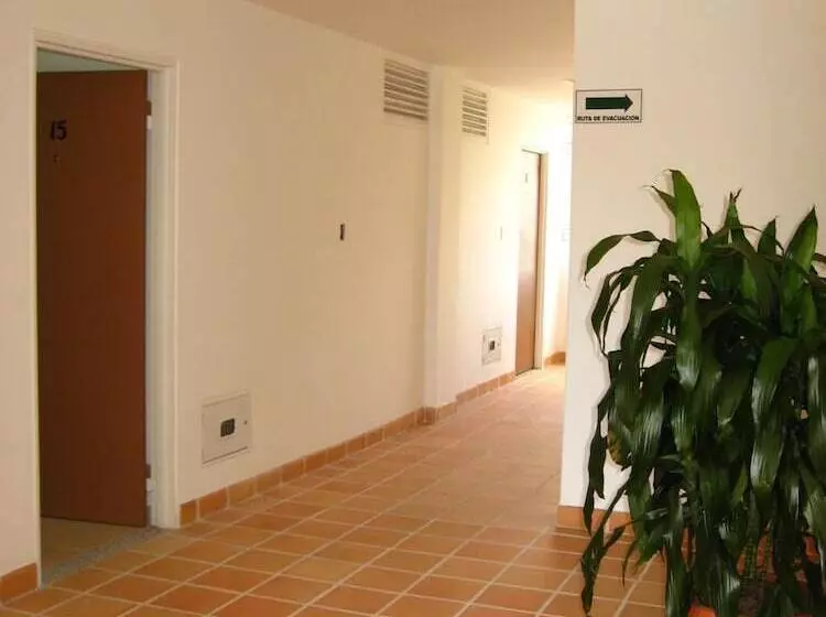 Apartahotel Los Cerezos