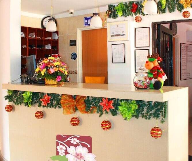 Apartahotel Los Cerezos