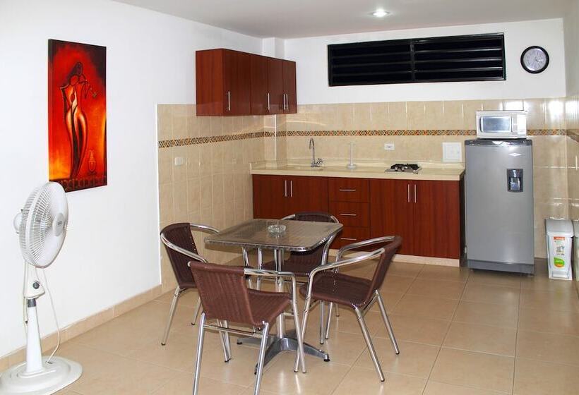 Apartahotel Los Cerezos