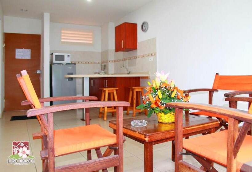 Apartahotel Los Cerezos