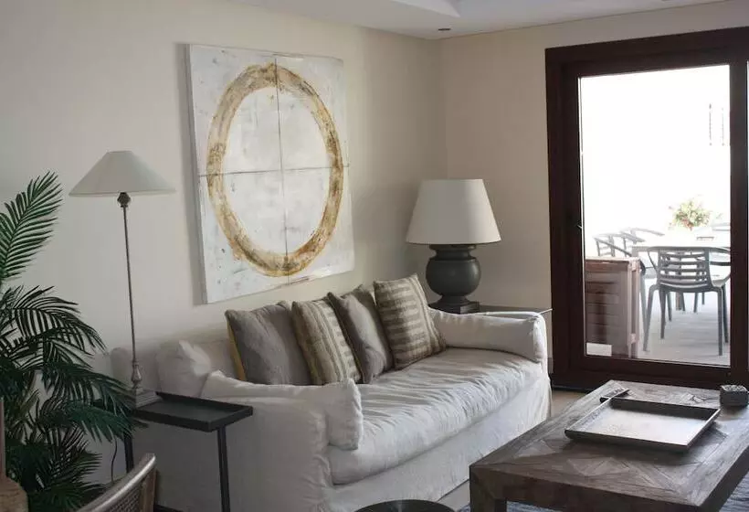 Bahía Boutique Apartments