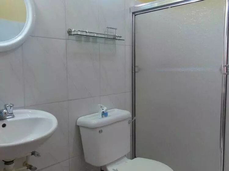 B's Guest House