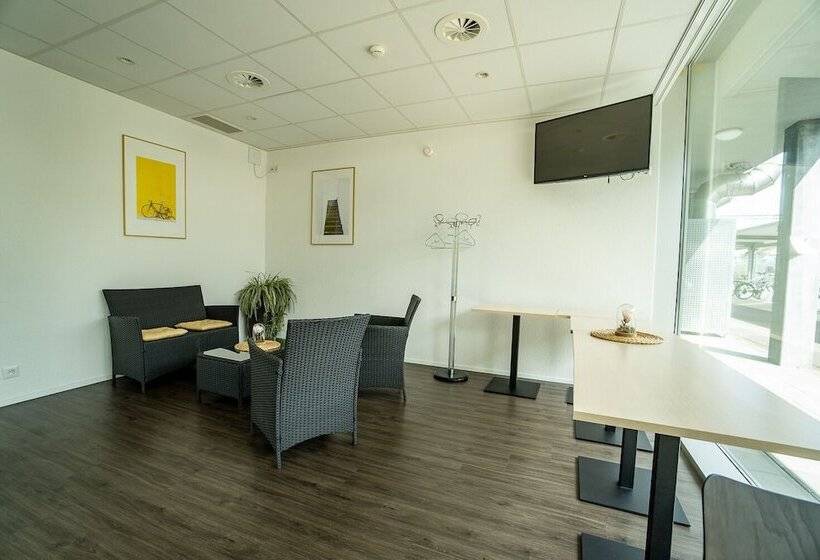 Los Lorentes Hotel Bern Airport