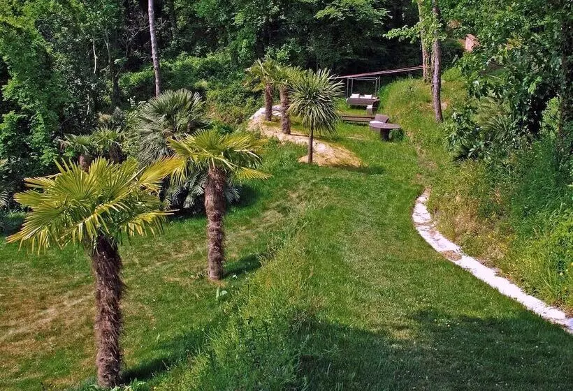 ホテル Agriturismo Poggio La Fioraia