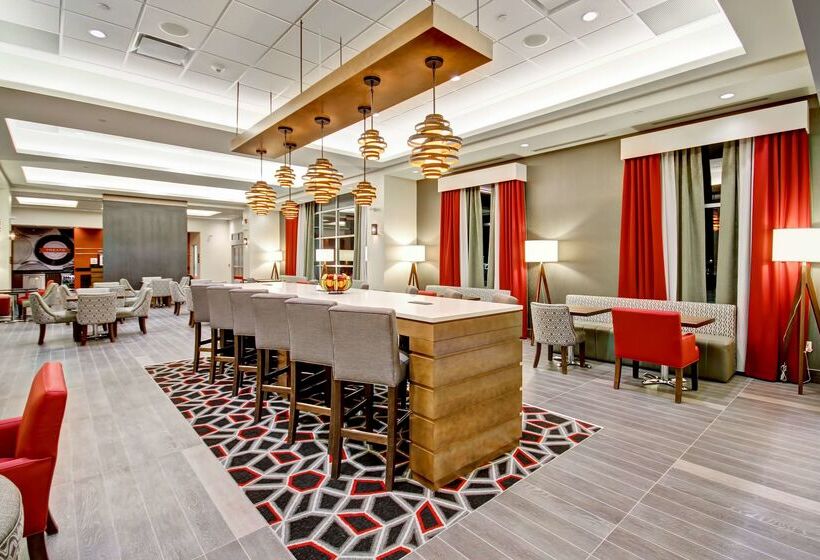 호텔 Hampton Inn & Suites By Hilton Medicine Hat