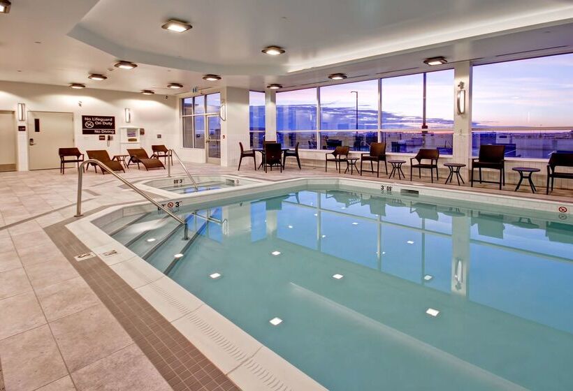 호텔 Hampton Inn & Suites By Hilton Medicine Hat