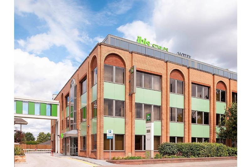 Hotel Ibis Styles London Heathrow Airport