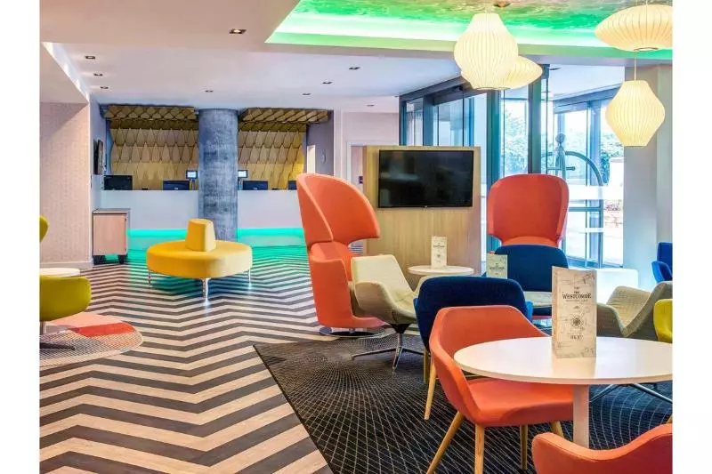 ホテル Ibis Styles London Heathrow Airport