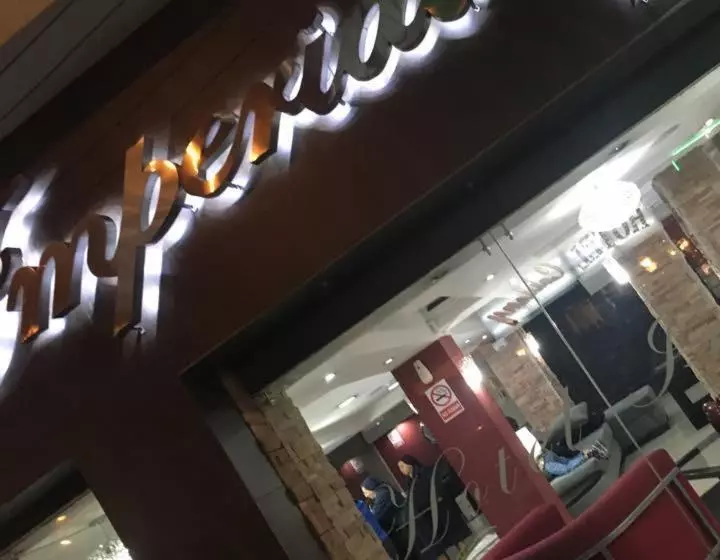 ホテル Imperial