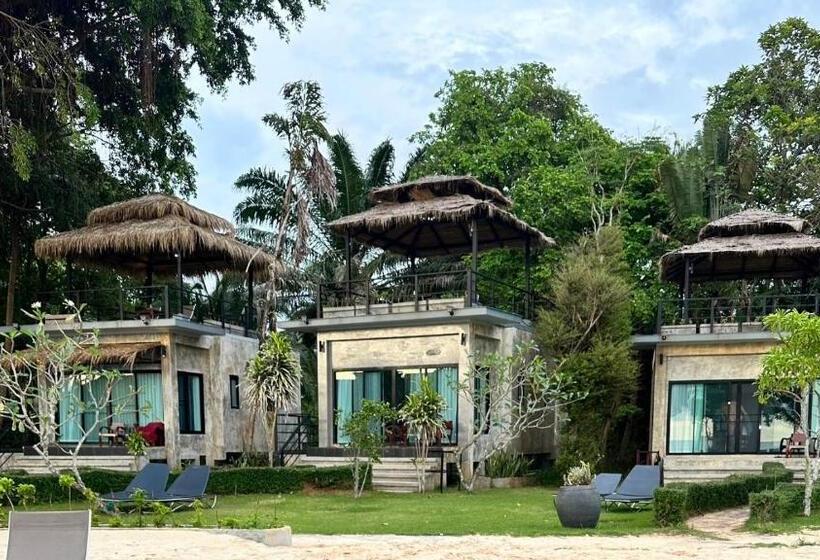 בית מלון כפרי Koh Mak White Sand Beach