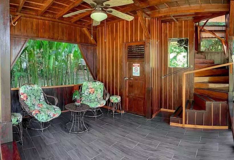ホテル Las Caletas Lodge