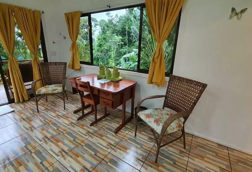 ホテル Las Caletas Lodge