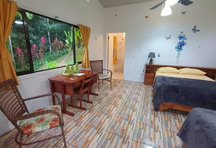 ホテル Las Caletas Lodge