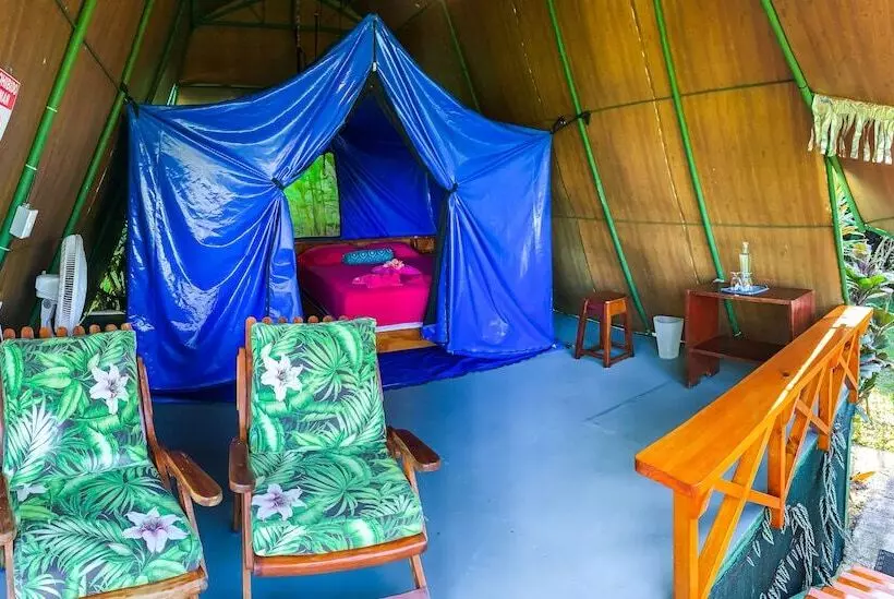 ホテル Las Caletas Lodge