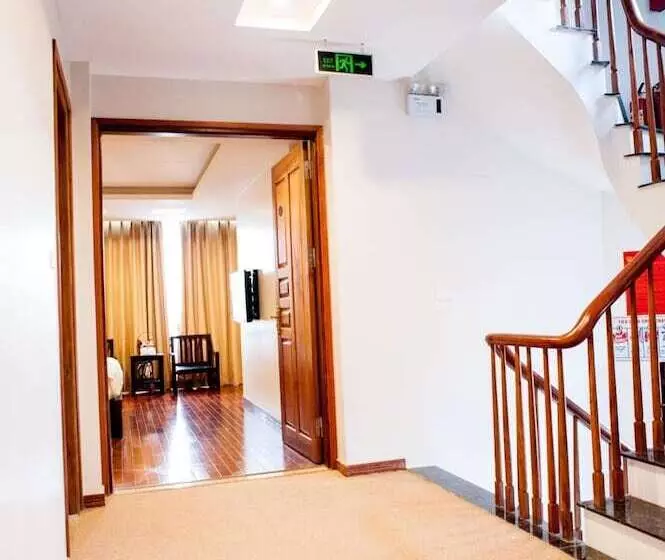 Mely Hotel Hà Nội