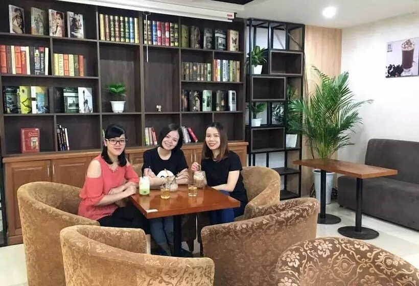 Mely Hotel Hà Nội