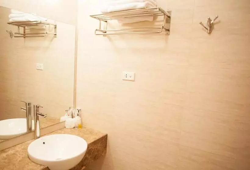 Mely Hotel Hà Nội